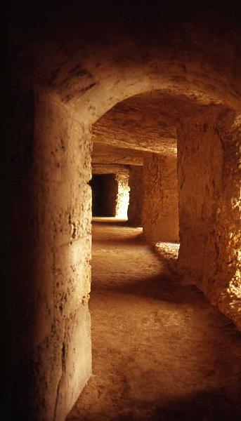 124-Siracusa,forte Eurialo,24 aprile 2000.jpg